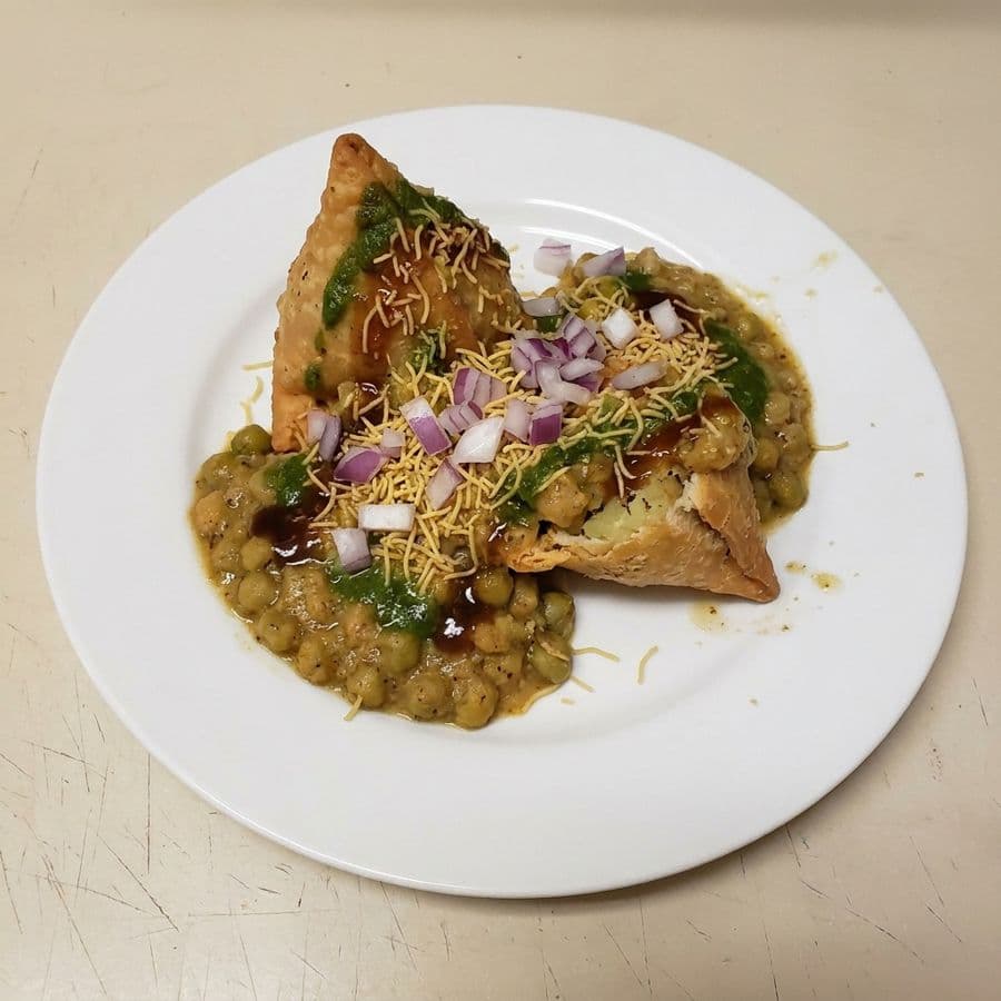 Ragda Samosa